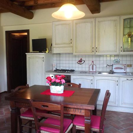 Apartments Borgo Toscano Gambassi Terme Bilik gambar