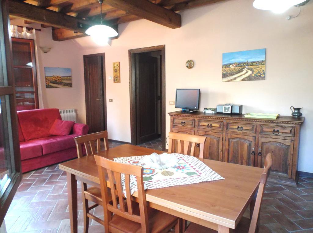 Apartments Borgo Toscano Gambassi Terme Bilik gambar