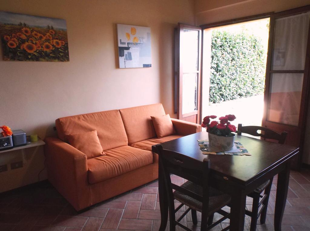 Apartments Borgo Toscano Gambassi Terme Bilik gambar